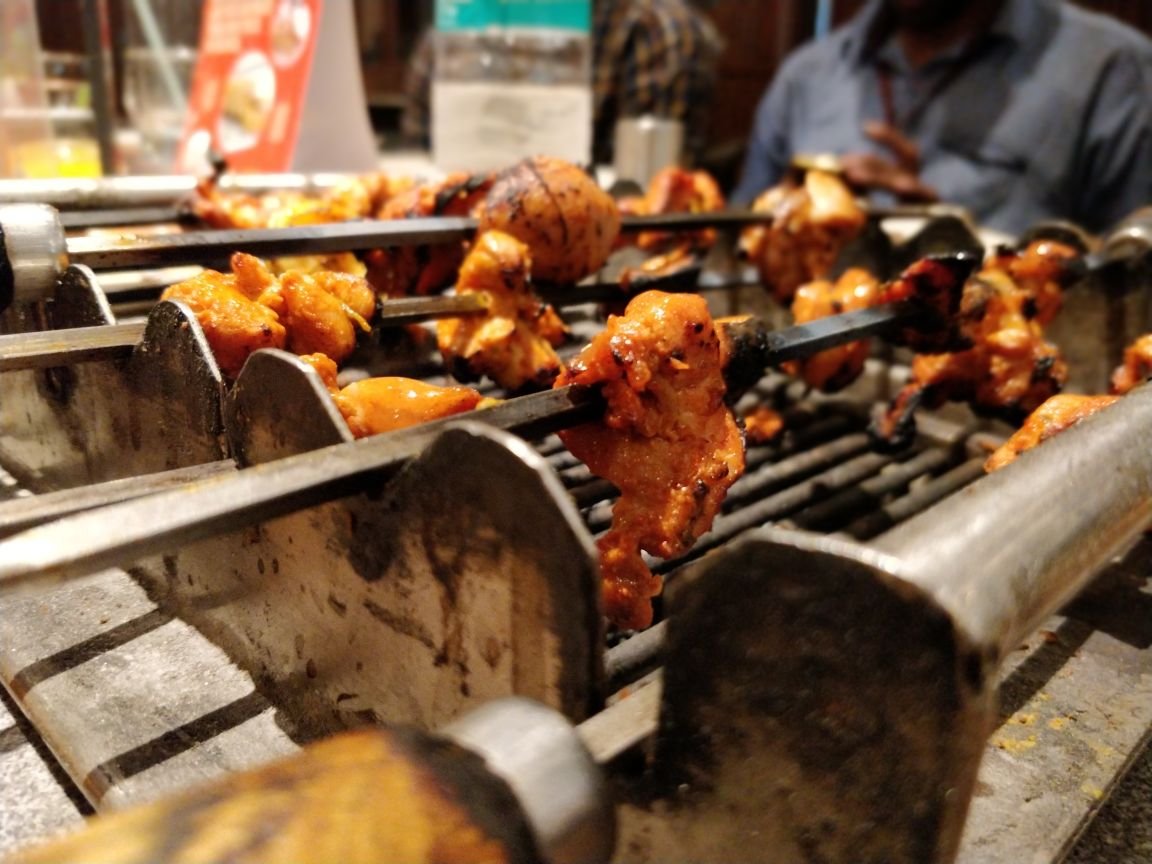 Representative photograph of chicken kebabs