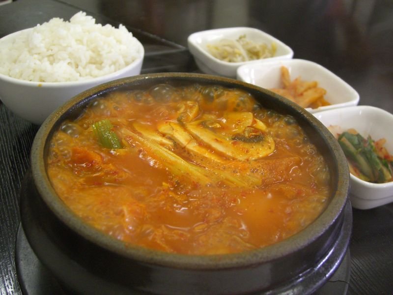 Representative photograph of Kimchi Jjigae.