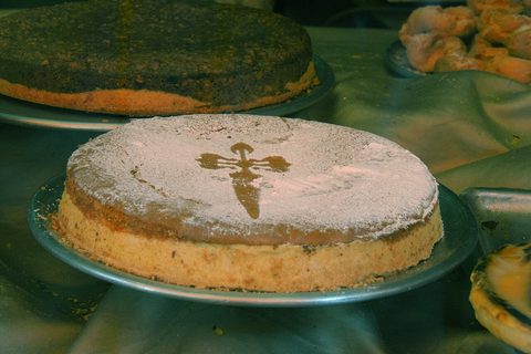 Representative photograph of Tarta de Santiago.