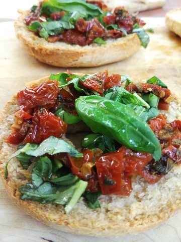 Tomato and basil bruschetta on toasted bread